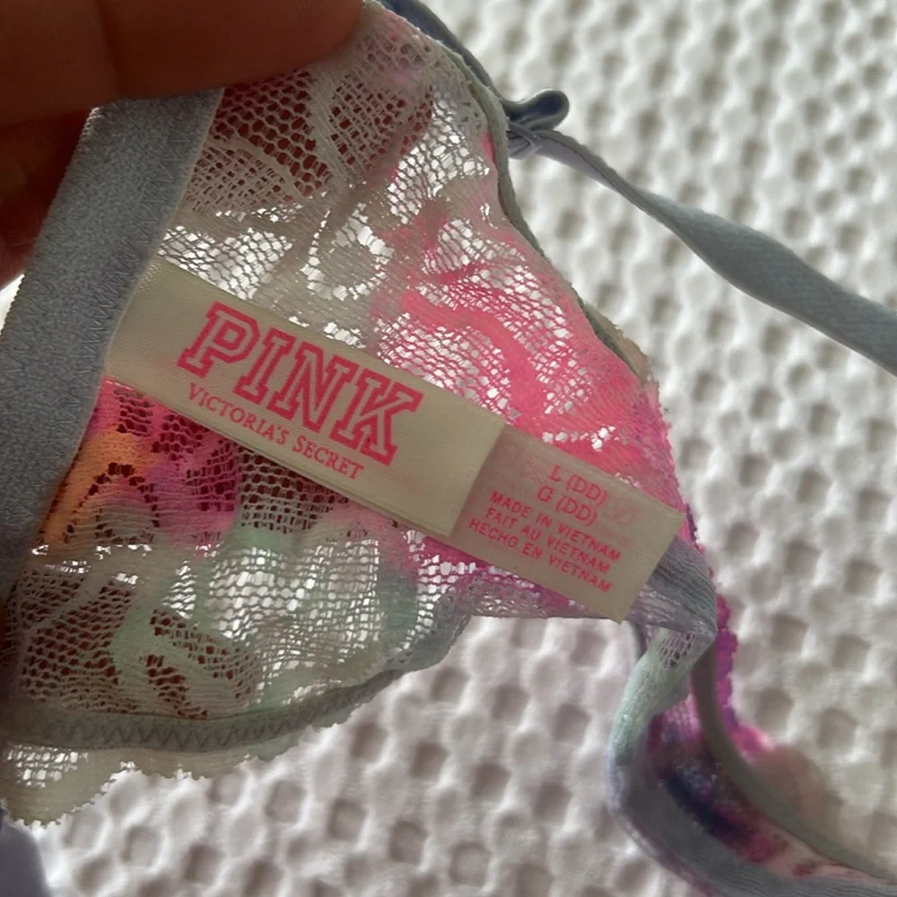 Victoria's Secret Multicolor Lace Bra - Picture 5 of 10
